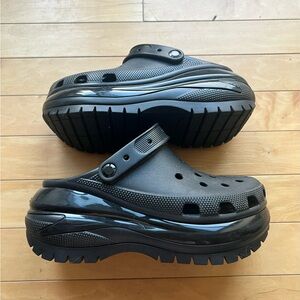 Crocs Mega Crush Clog | NWOB | Size 9